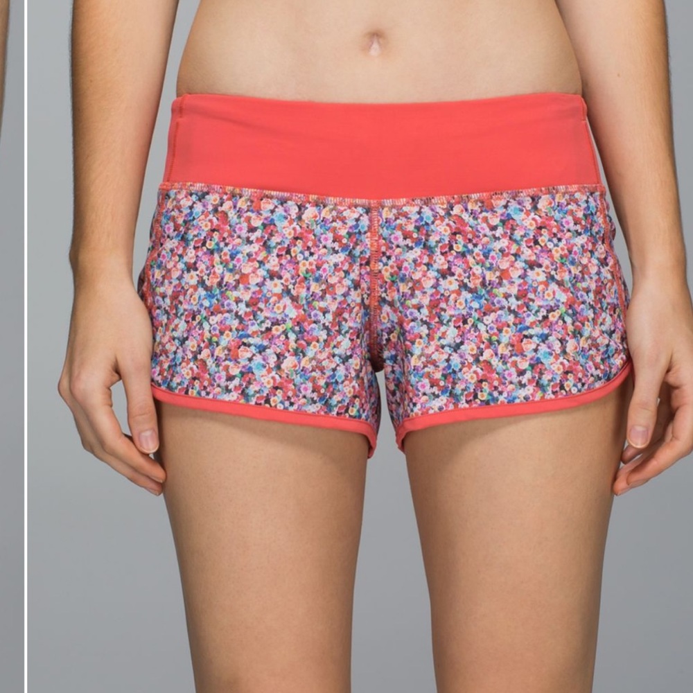 Lululemon 🍋 Run Speed Shorts 4-way Stretch
Prism Petal Size 4